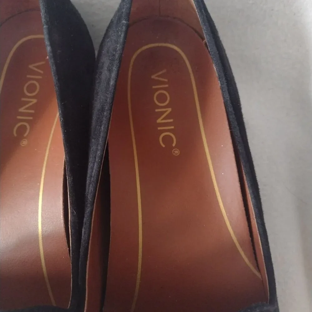 Vionic Willa Black Suede Loafers 8 Comfort Slip-On Business Casual Shoes - Picture 2 of 10